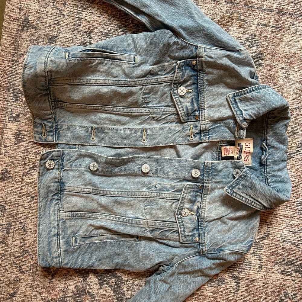 GUESS Vintage Cropped Denim Jacket